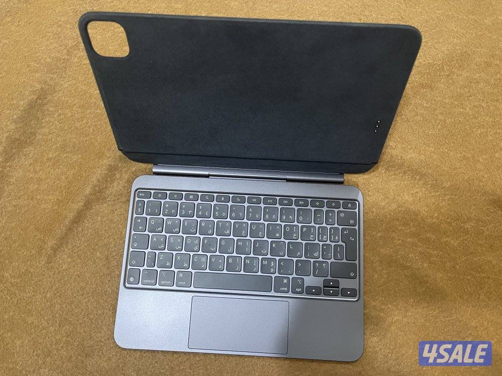 كيبورد ابل ماجيك الاصلي حق ام فور وام فايف m4و m5 نظيف 11 بوصة6