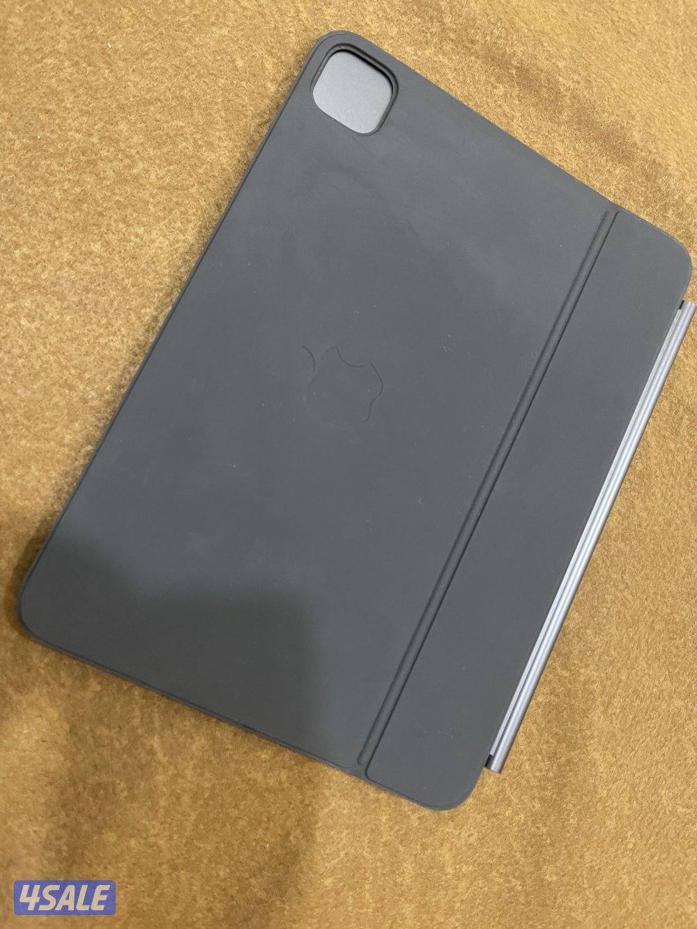 كيبورد ابل ماجيك الاصلي حق ام فور وام فايف m4و m5 نظيف 11 بوصة7