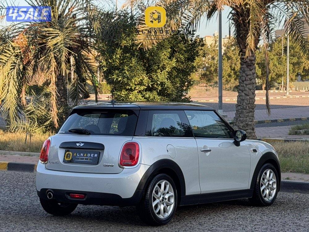 للبيع MINI COOPER  موديل 2016 وارد الغانم3