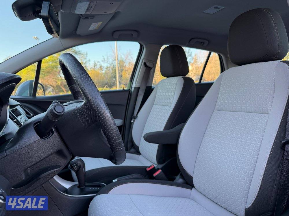 للبيع شيفروليه TRAX LT موديل 2020 وارد الغانم6