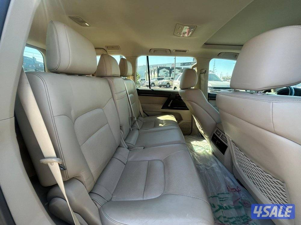 لاند كروزر GX.R-قراند تورينق .V8 موديل 2019 ماشى 232.000 k.m4