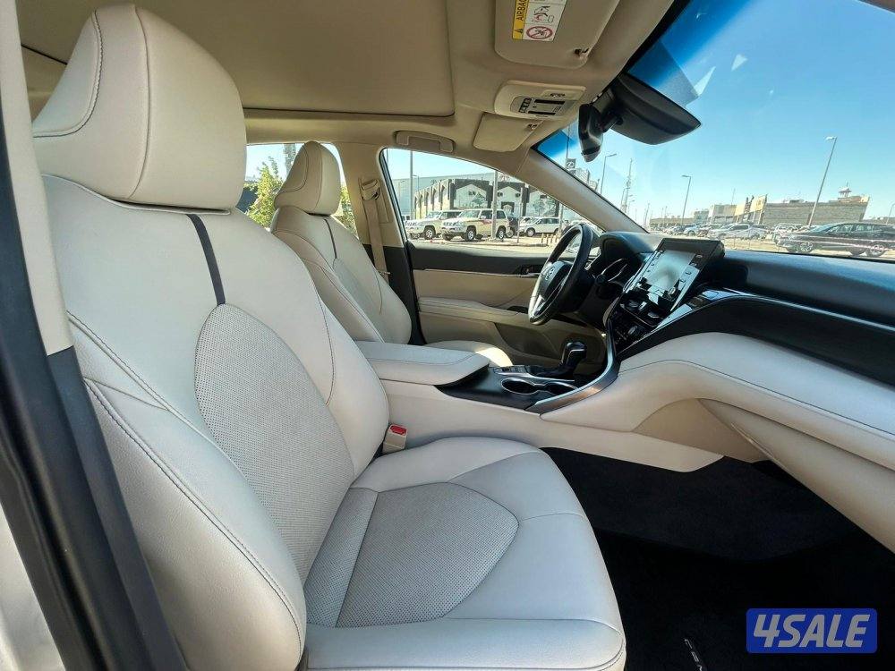 تويوتاكامرىLIMITEDEDITION-V6 موديل 2023 ماشى 22.000 k.m وارد الساير .5