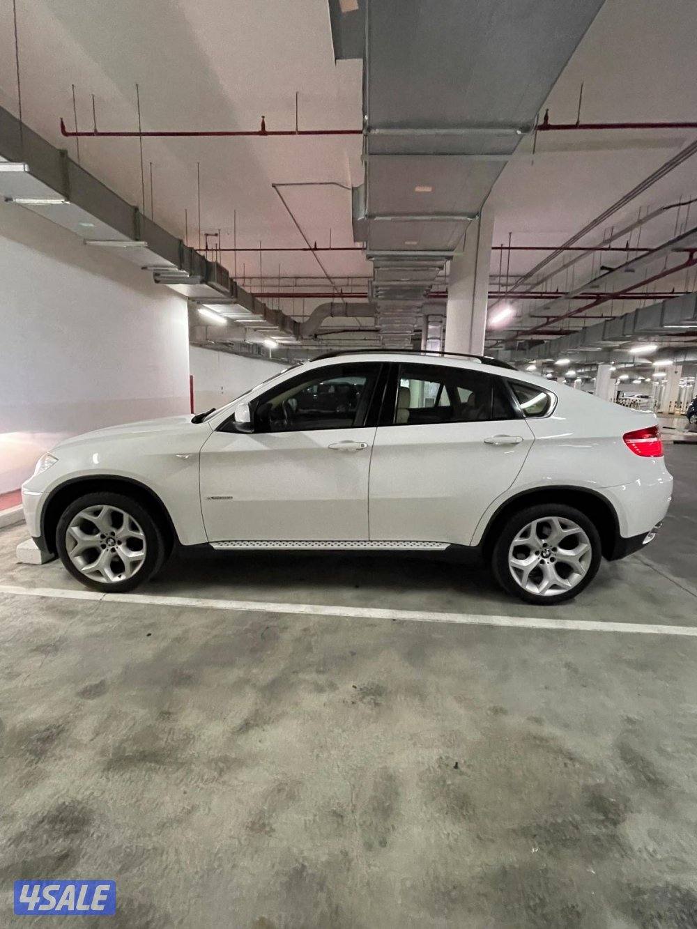 BMW X6 2010 - lightly used/ super clean5