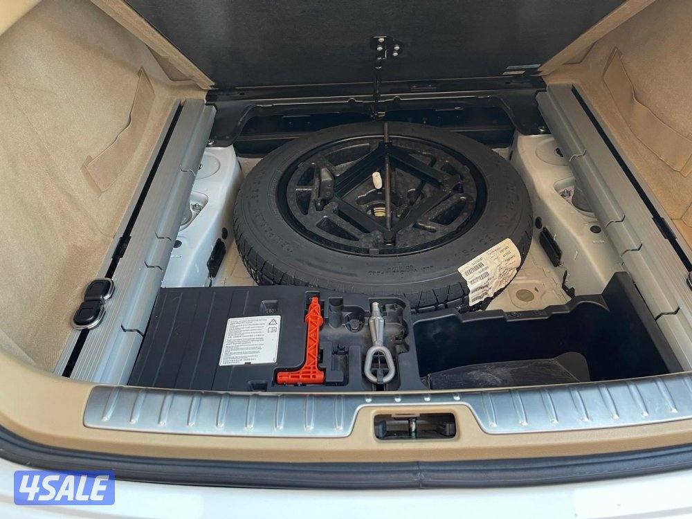 BMW X6 2010 - lightly used/ super clean8