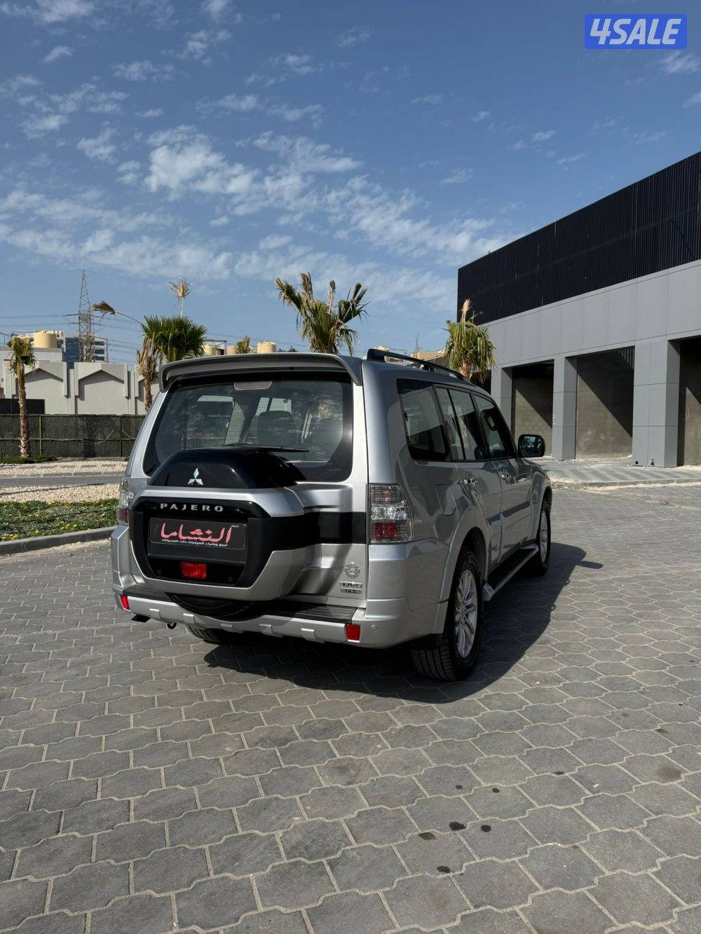 النشاما لبيع وشراء السيارات باجيرو2