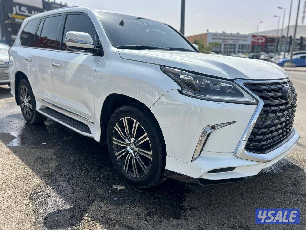 لكزس LX570 درجة اولى  موديل 2017 ماشى 420.000 k.m  وارد الساير.1