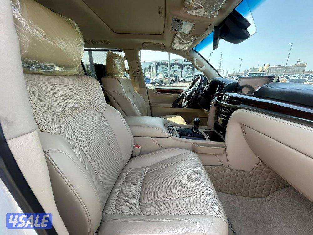 لكزس LX570 درجة اولى  موديل 2017 ماشى 420.000 k.m  وارد الساير.5