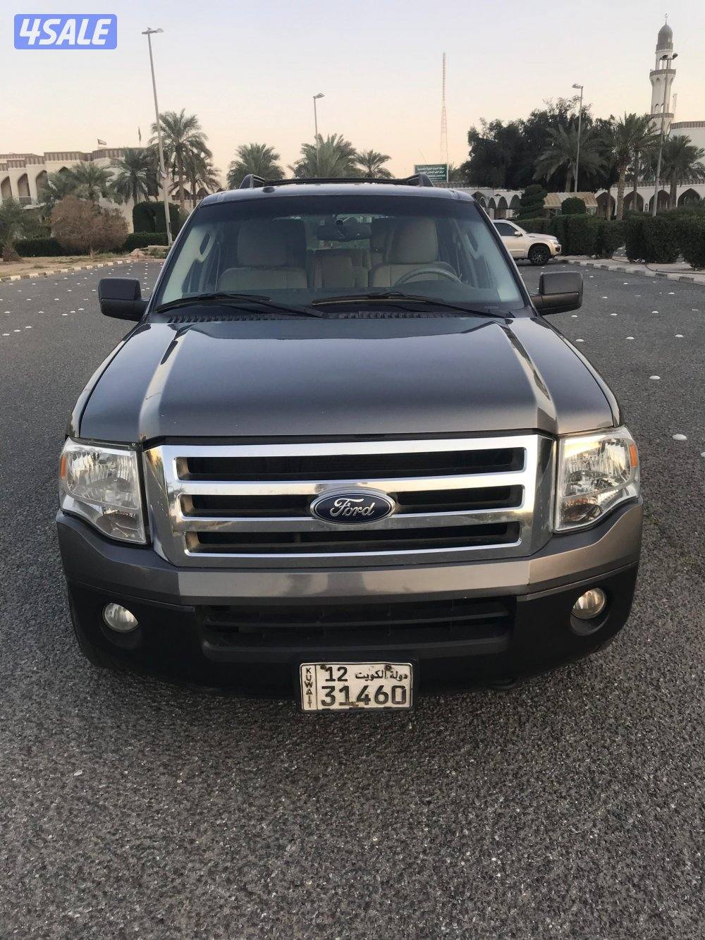 جيب فورد اكسبدشن مديل 2013 لون رمادي2
