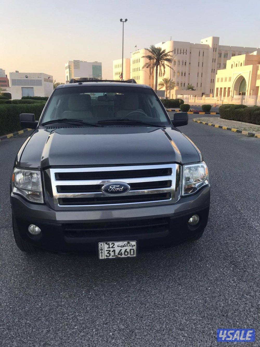 جيب فورد اكسبدشن مديل 2013 لون رمادي4