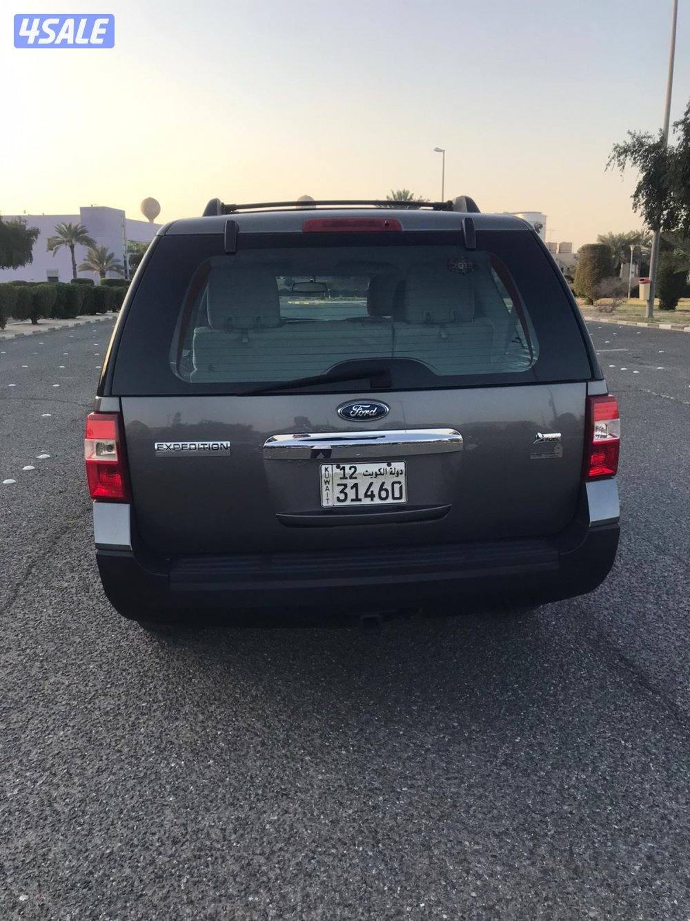 جيب فورد اكسبدشن مديل 2013 لون رمادي7
