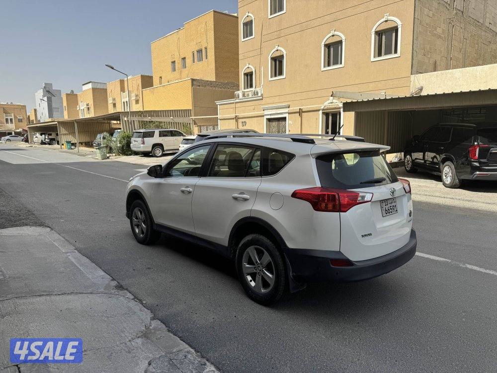 للبيع راف فور ماشي ٣٤ الف المالك الاول شرط الفحص3