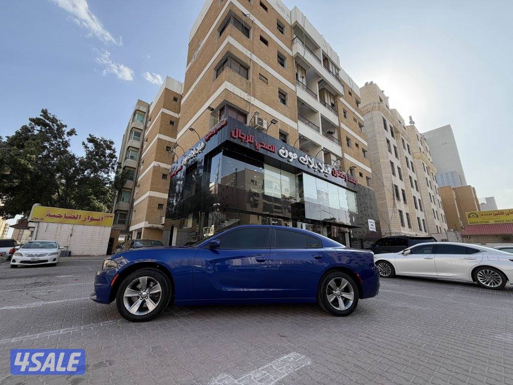 للبيع دوج شارجر0