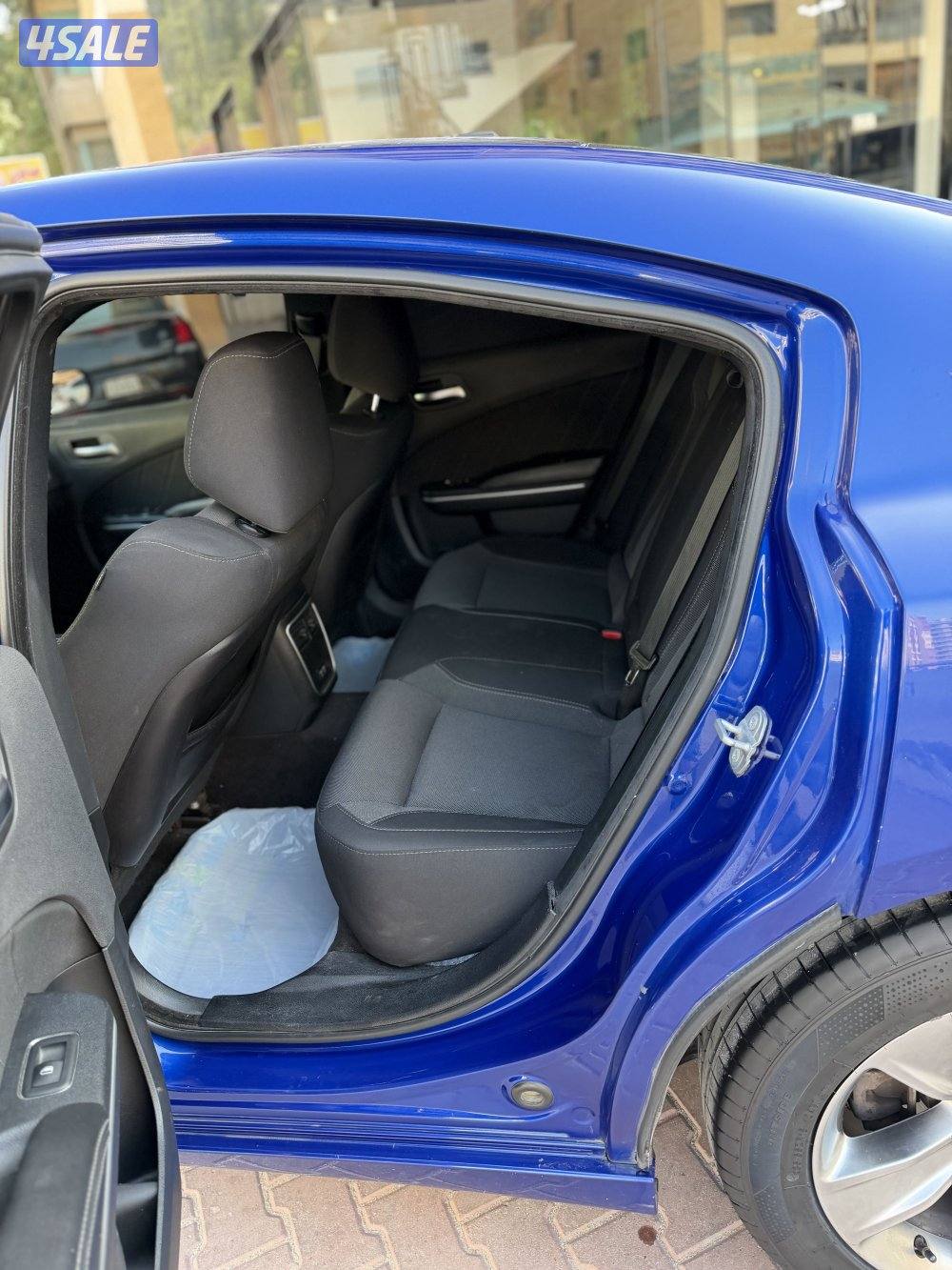 للبيع دوج شارجر7