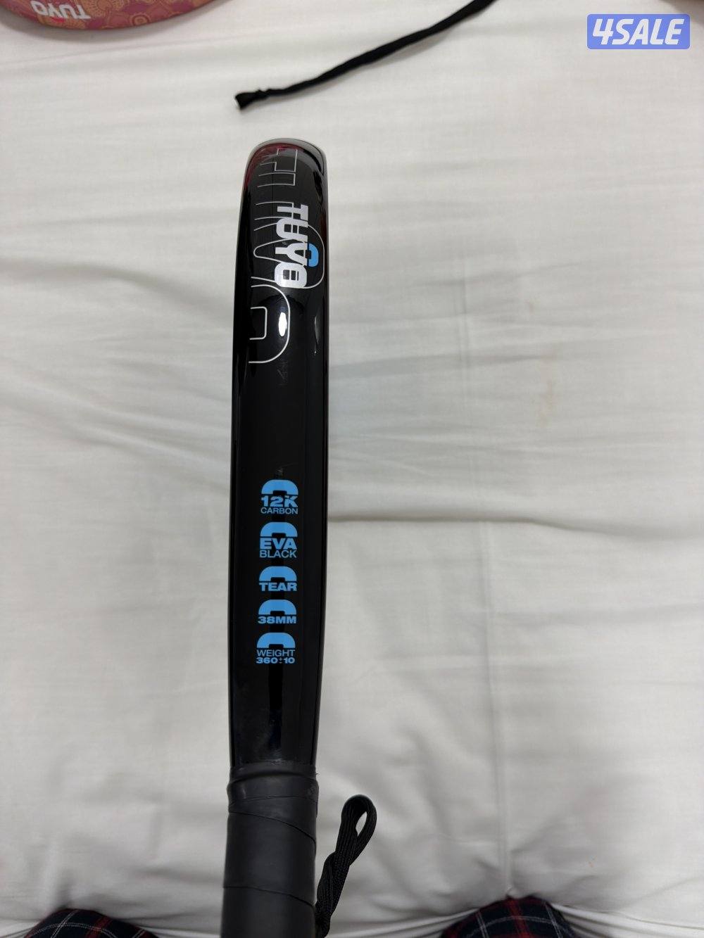 للبيع مضرب بادل استعمال نضيف وجيد بدون ولا طقه2