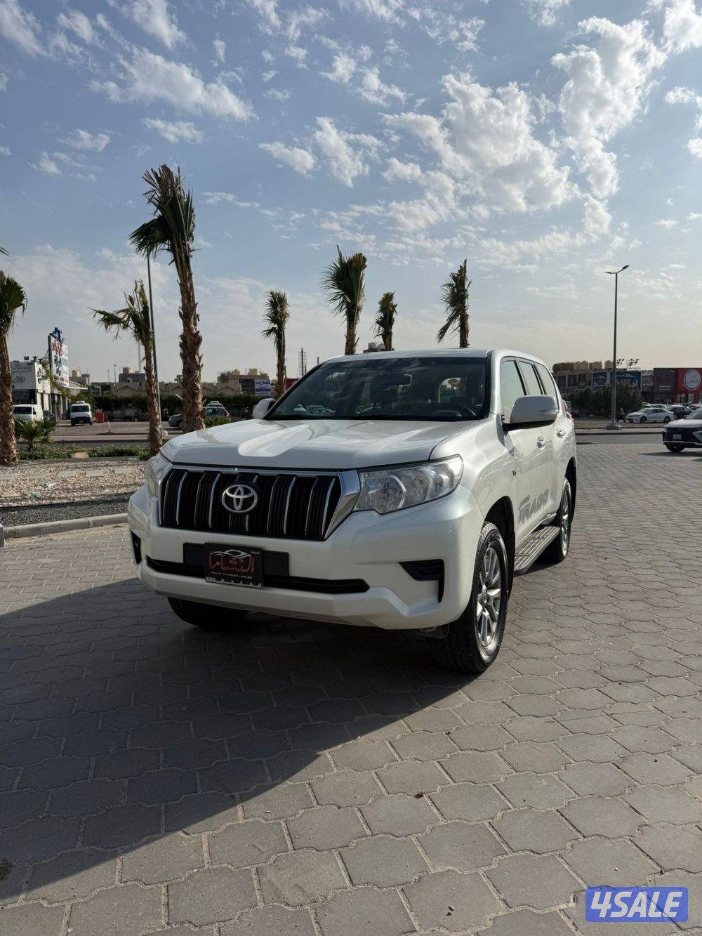 النشاما لبيع وشراء السيارات تويوتا برادو TXL0