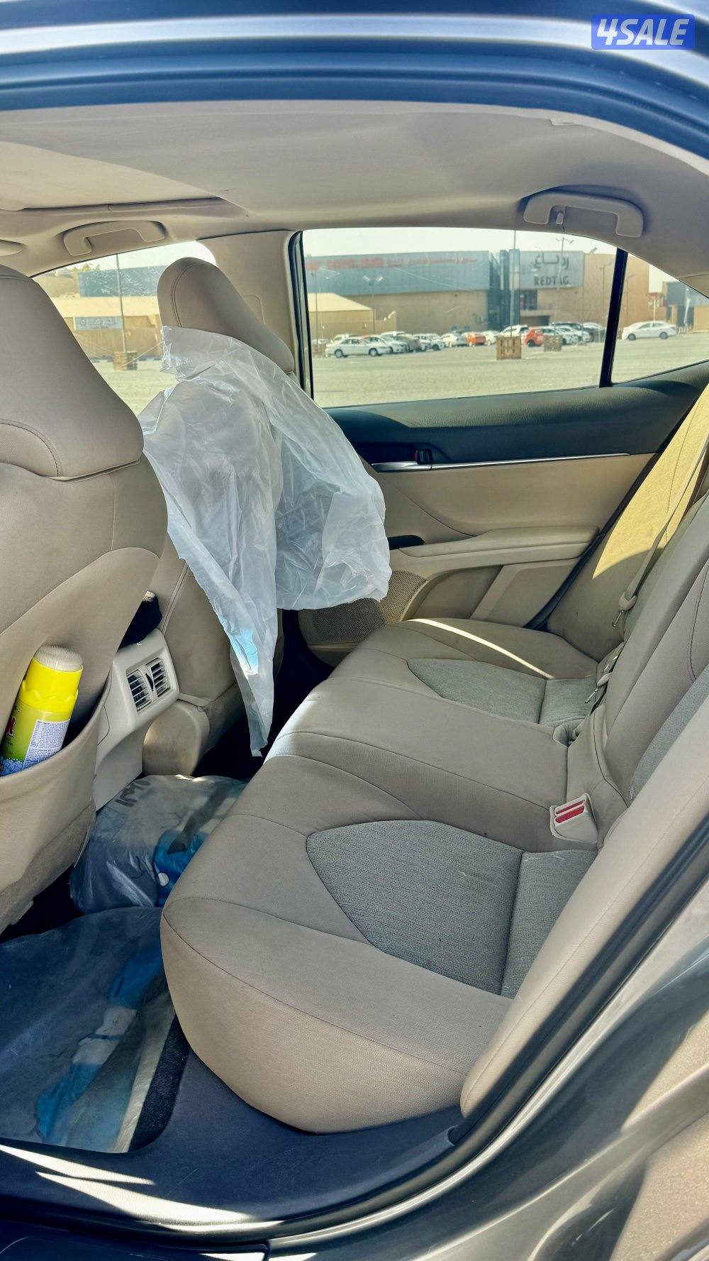 للبيع تويوتا كامري 2022 GLE نظيف ماشي 98 الف شرط الفحص12