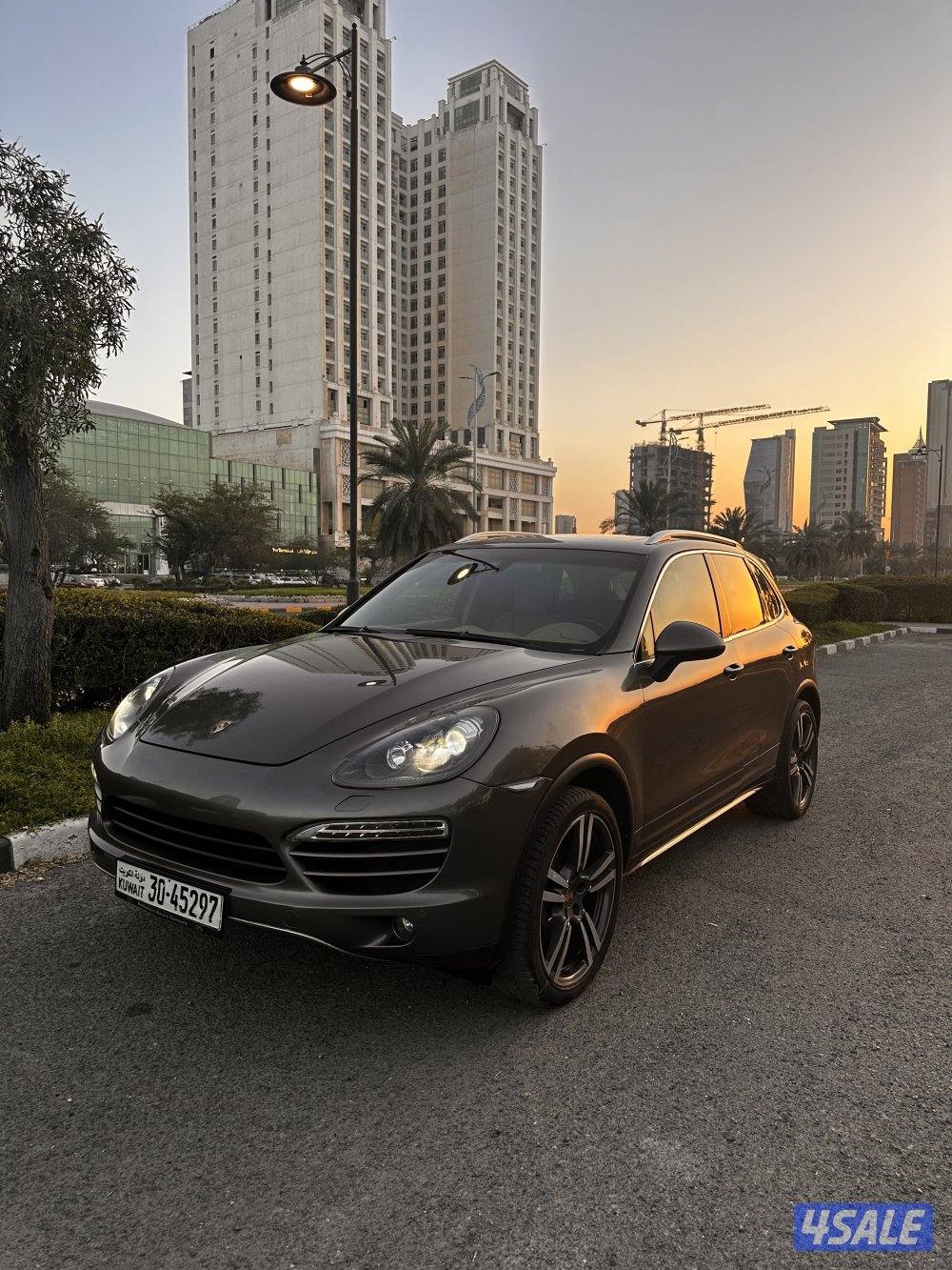 للبيع بورش موديل ٢٠١٤0