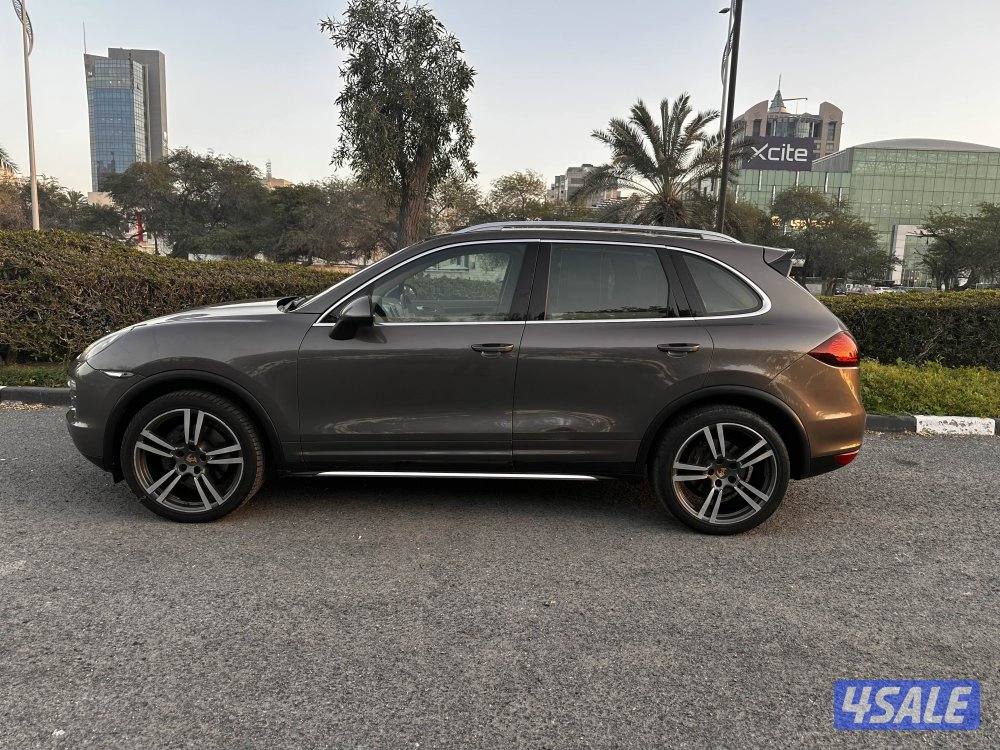 للبيع بورش موديل ٢٠١٤1