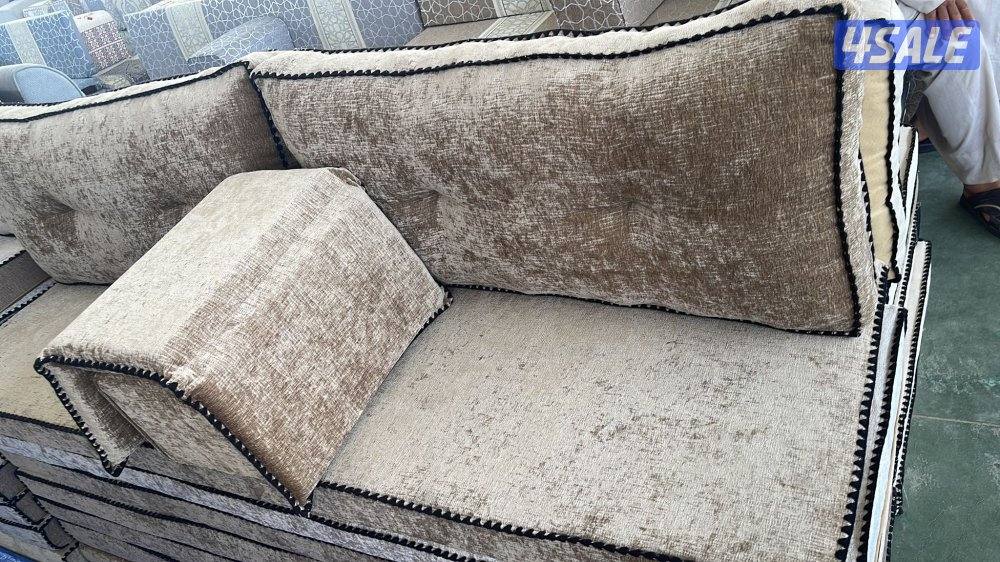 كل احدث انواع السجاد التركي وموكيا السعودي وتفصيل دواوين مساند ظهر بيع12