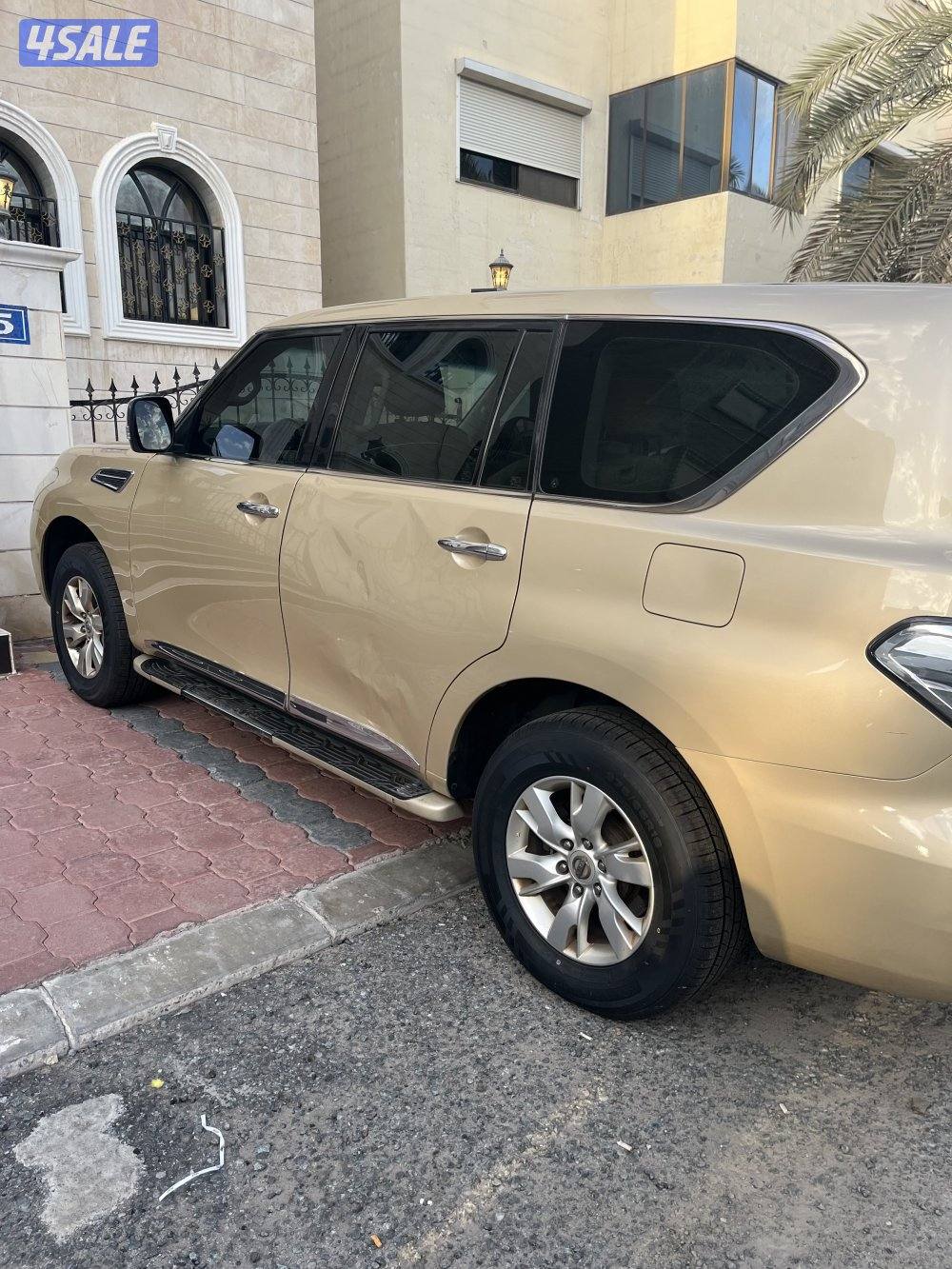 للبيع باترول مديل 20100