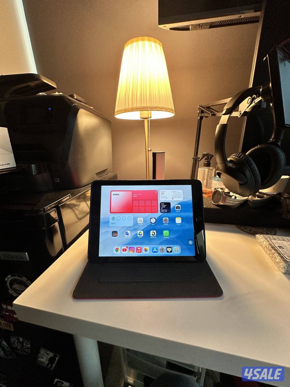 Premium Condition iPad Air 2 – 128GB Silver – Like New1