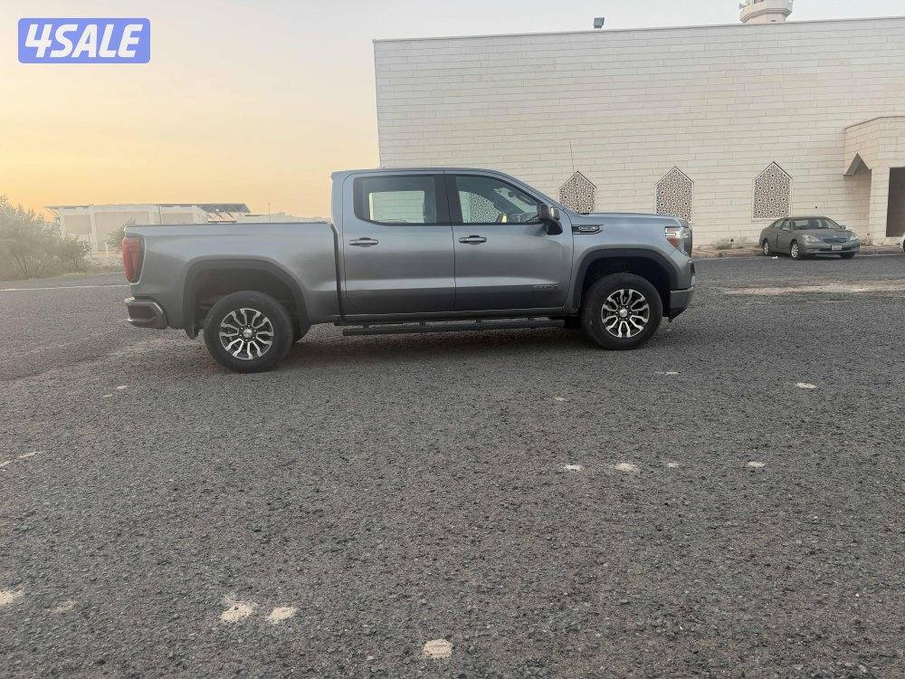 بيعه سريعه AT4 الفل الفل كامل الموصفات فتحه دبل جلد الغانم3