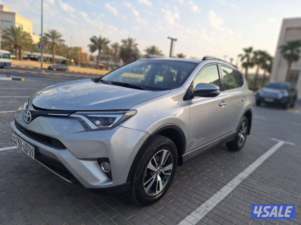 جيب تويوتا راف 201810