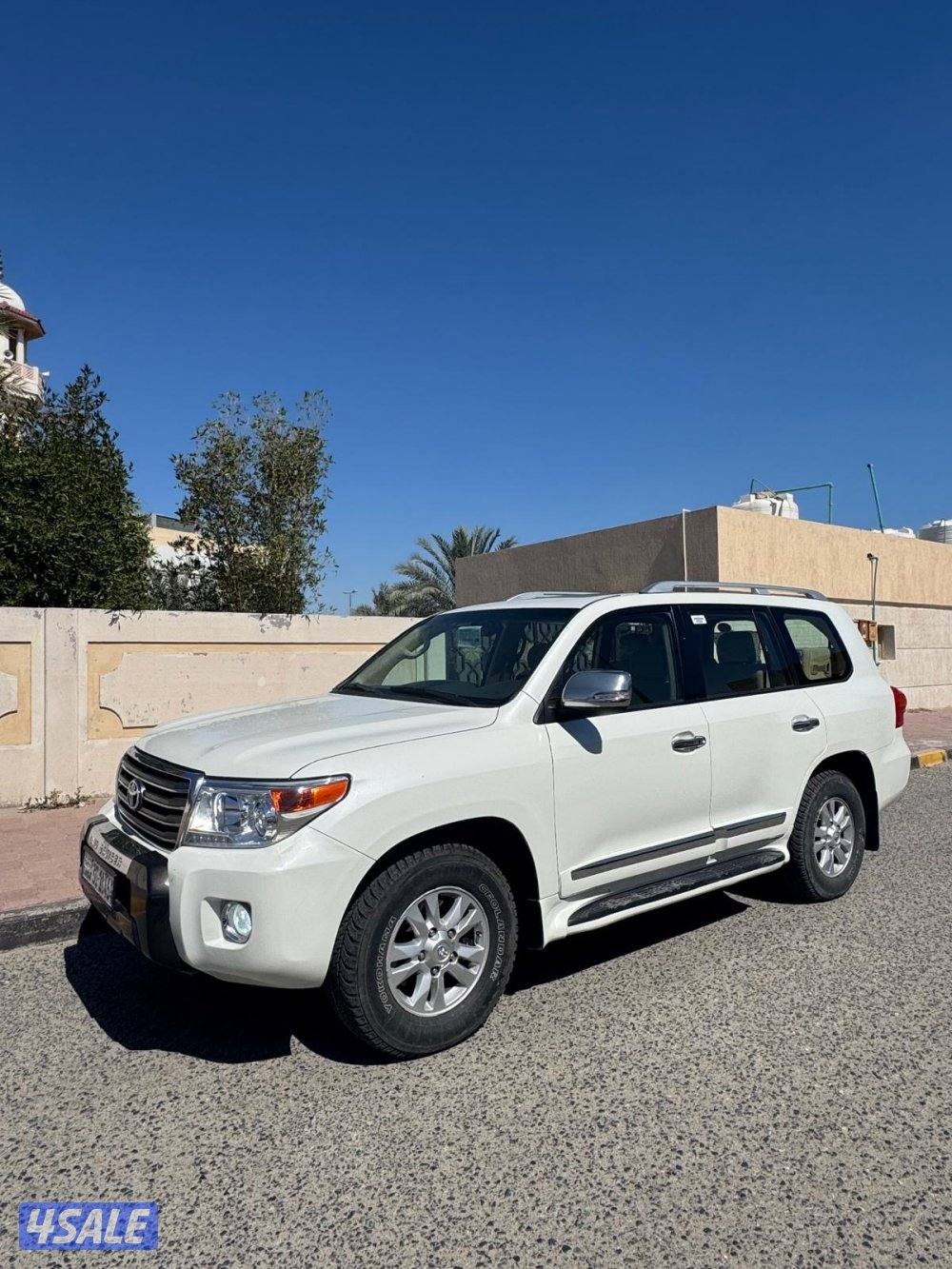 لاندكروزر موديل 20130