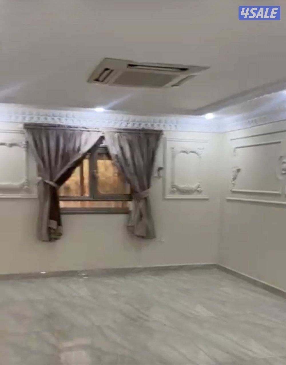 للايجار دور ارضي مع دور اول القصر قطعة 4ب3