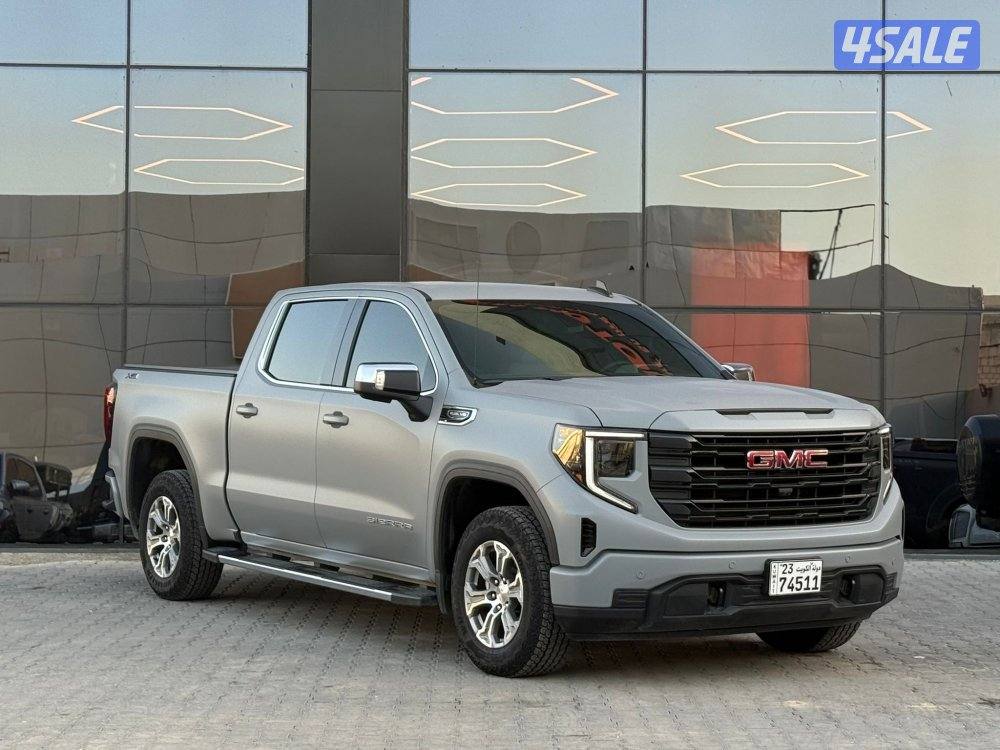 GMC SIERRA SLE 4*4 _2024 عداد 11 الف فقط0