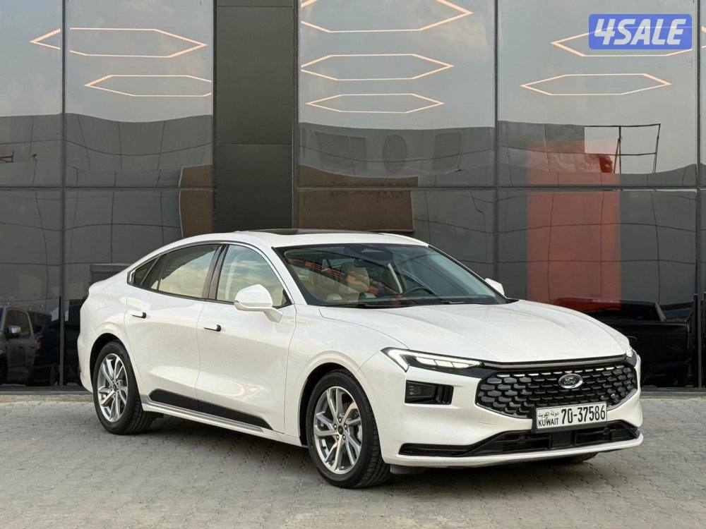 FORD TAURUS _2023 عداد 34 الف فقط0