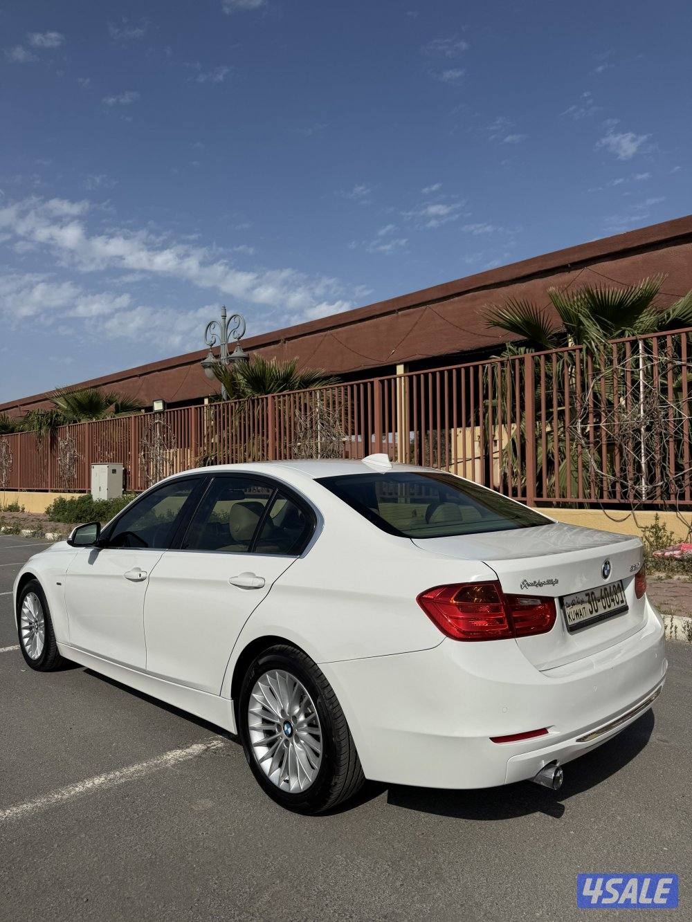 BMW 320i موديل 20155