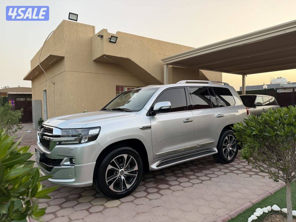 لاند تورنق 2020 الساير نظيف جدا0