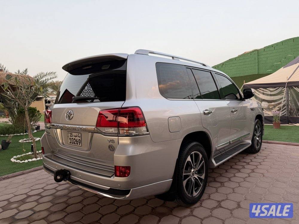 لاند تورنق 2020 الساير نظيف جدا8