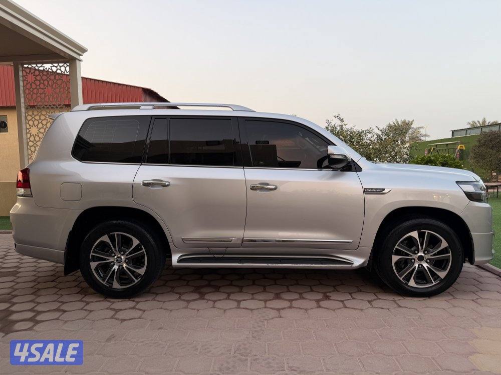 لاند تورنق 2020 الساير نظيف جدا10