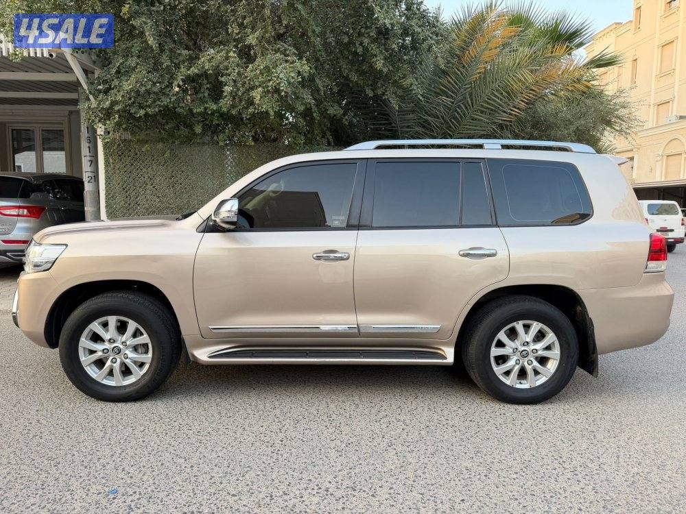 لاند كروزر 2016 صبغ الوكاله عداد 2261