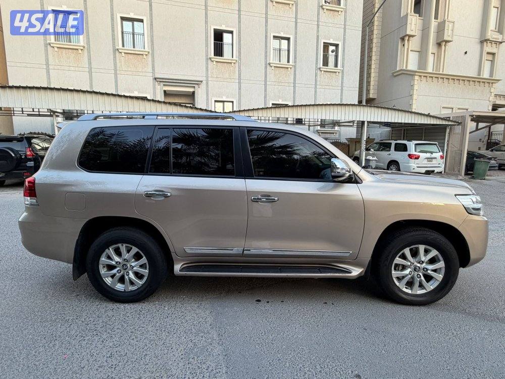 لاند كروزر 2016 صبغ الوكاله عداد 2264