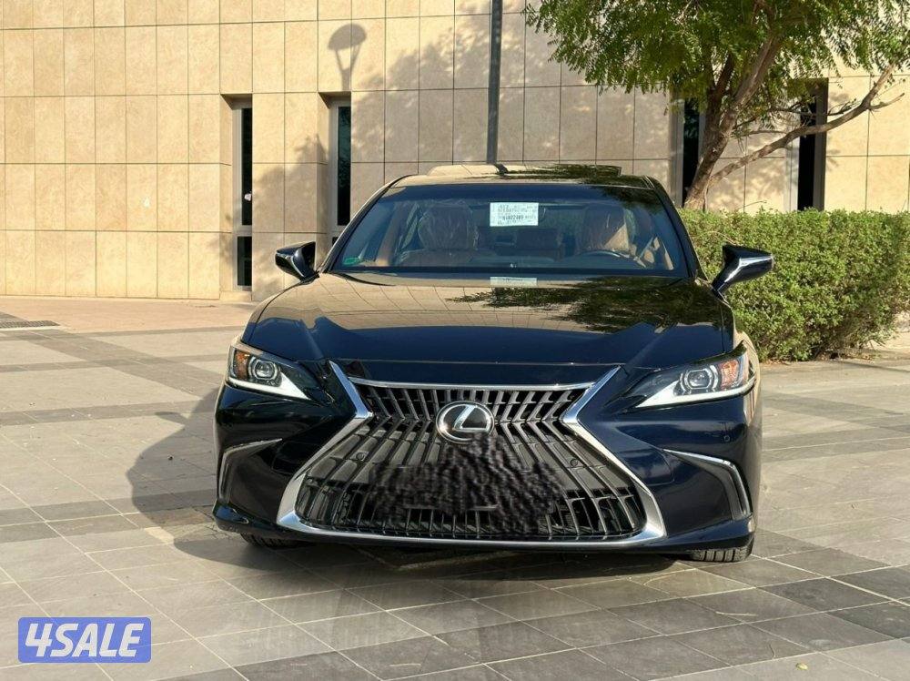 لكزس ES250 شرط الفحص 2023 ماشي 40 وارد الساير4