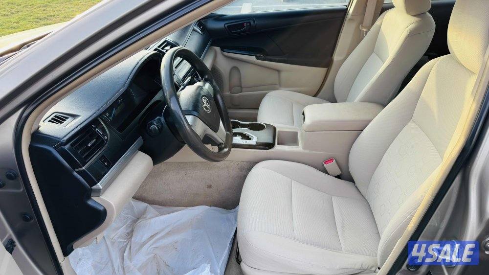 للبيع تويوتا كامري موديل 2014 بحالة ممتازة8