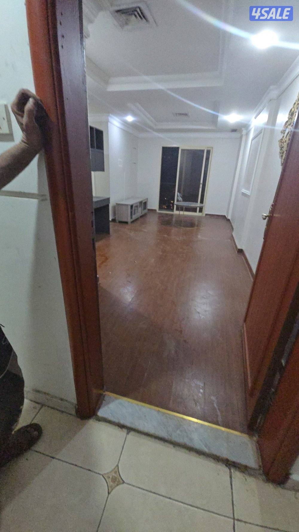 شقه للايجار غرفه وصاله وحمام ومطبخ شامل كل شيء الكهربه والميه والصيانه8