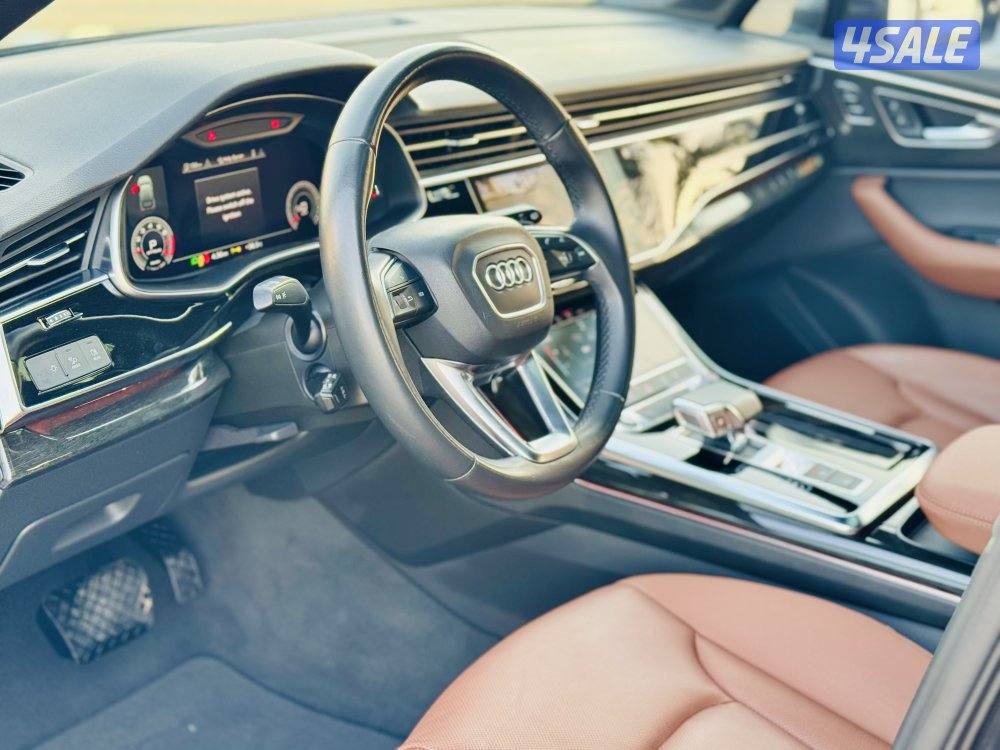 جيب اودي كيو٧ موديل ٢٠٢٢ عداد ٤٣ الف الغانم6