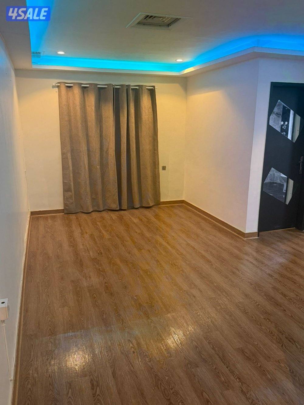 شقق للايجار خلو وفاضي غرفة وصالة ومطبخ وحمام تشطيب سوبر لوكس13