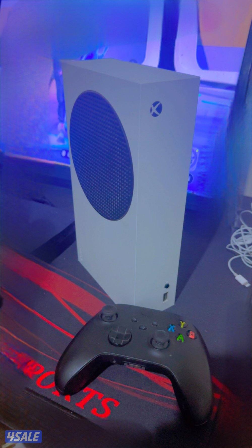 اكس بوكس مو مفتوح الاصدار الجديد ويدته الاصليه على السوم0