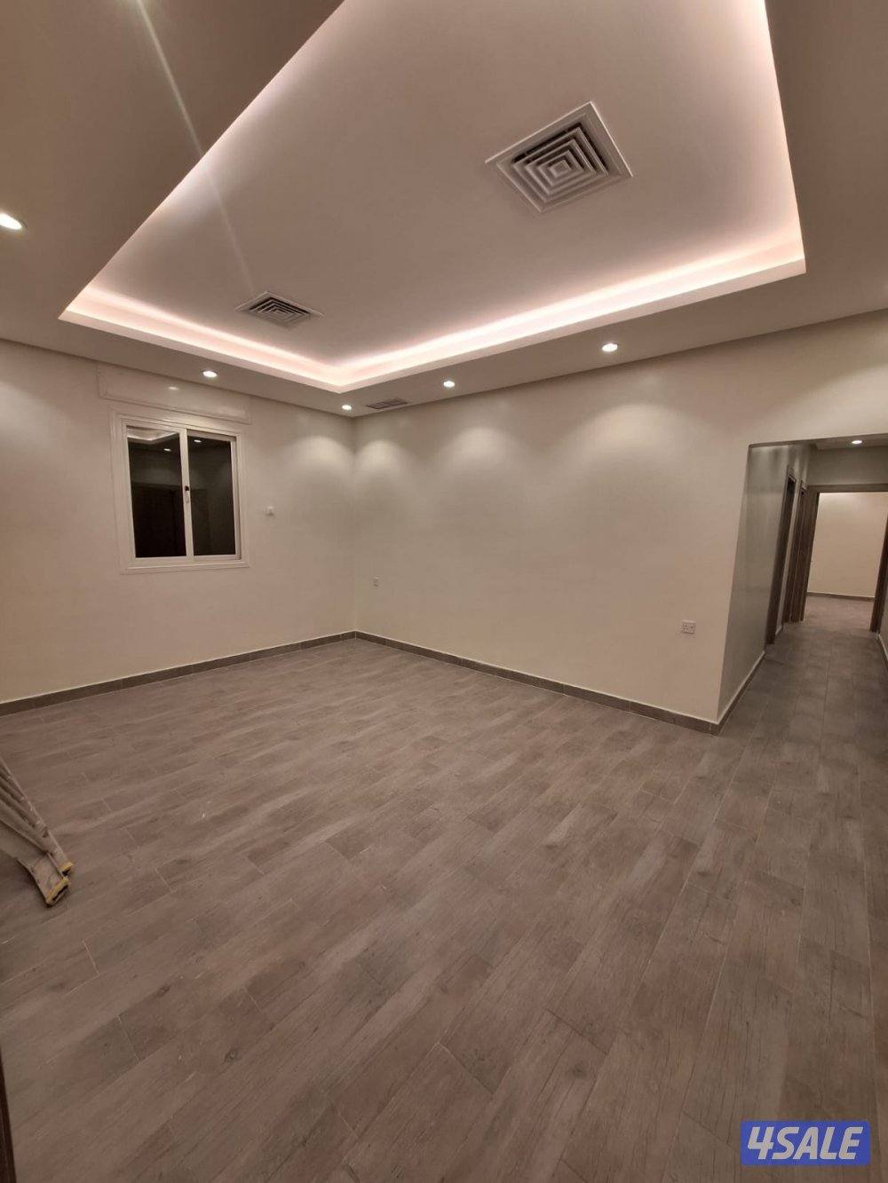 للايجار في السالميه غرفتين موقع مميز0