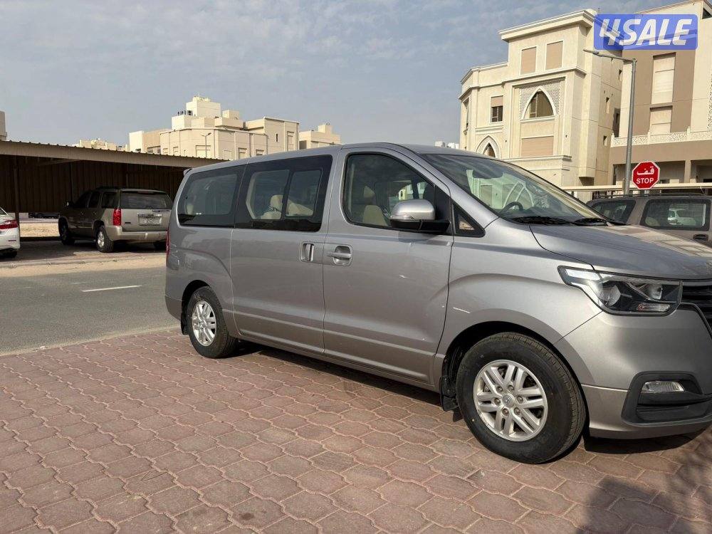 ♿️ فان هيونداي H1 لكبار السن ماشي ٩ الاف فقط2