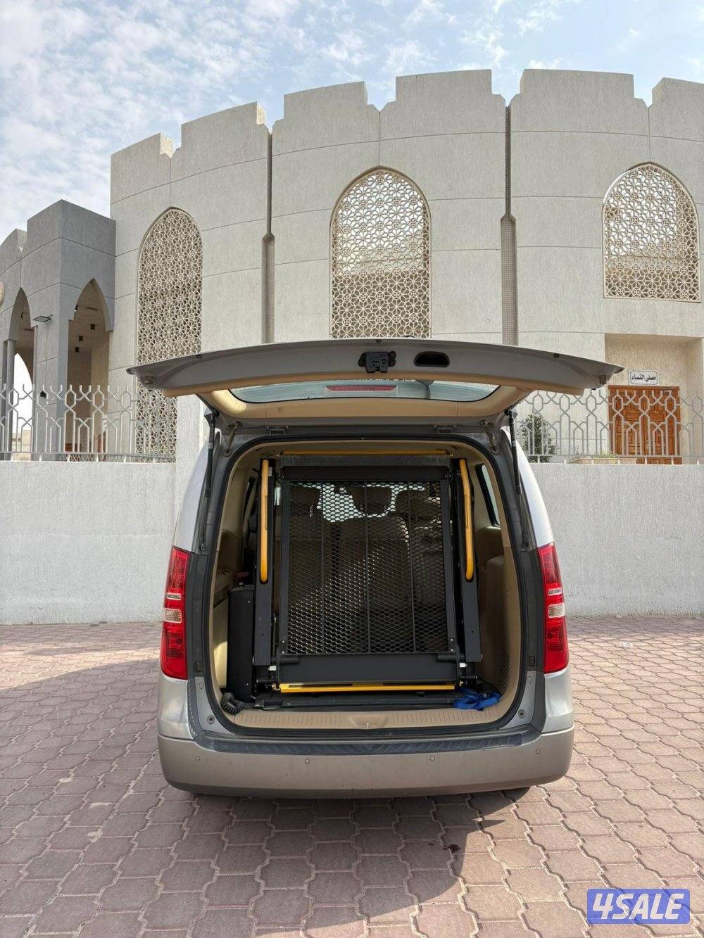 ♿️ فان هيونداي H1 لكبار السن ماشي ٩ الاف فقط8