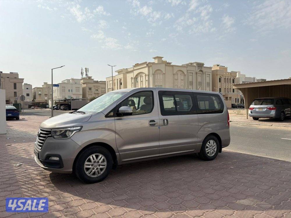 ♿️ فان هيونداي H1 لكبار السن ماشي ٩ الاف فقط3