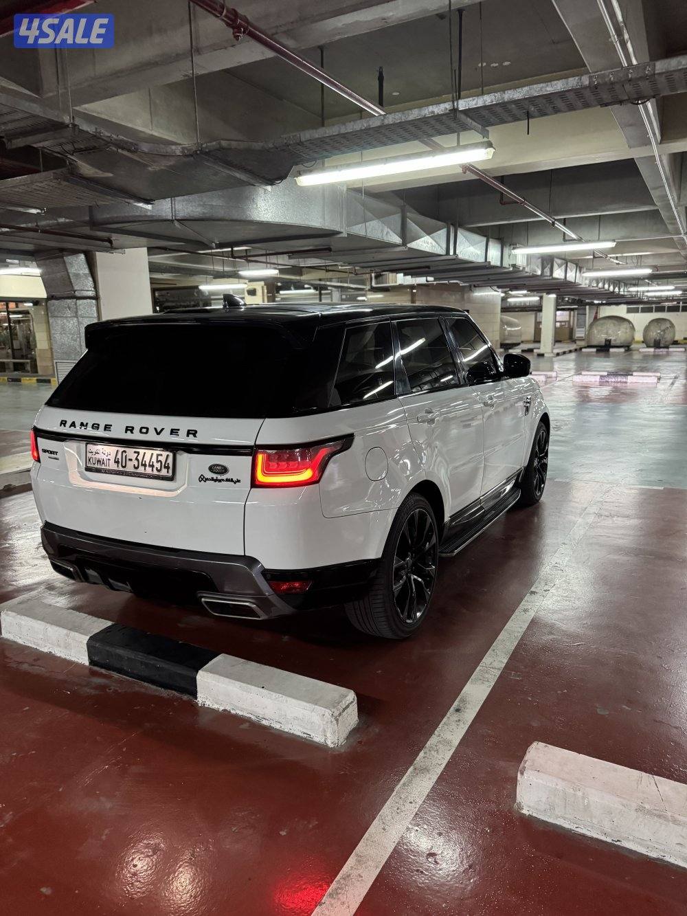 رنج روفر سيورت ٦ سلندر سوبر جارجر موديل ٢٠١٨ اللون ابيض موديل ٢٠١٨1