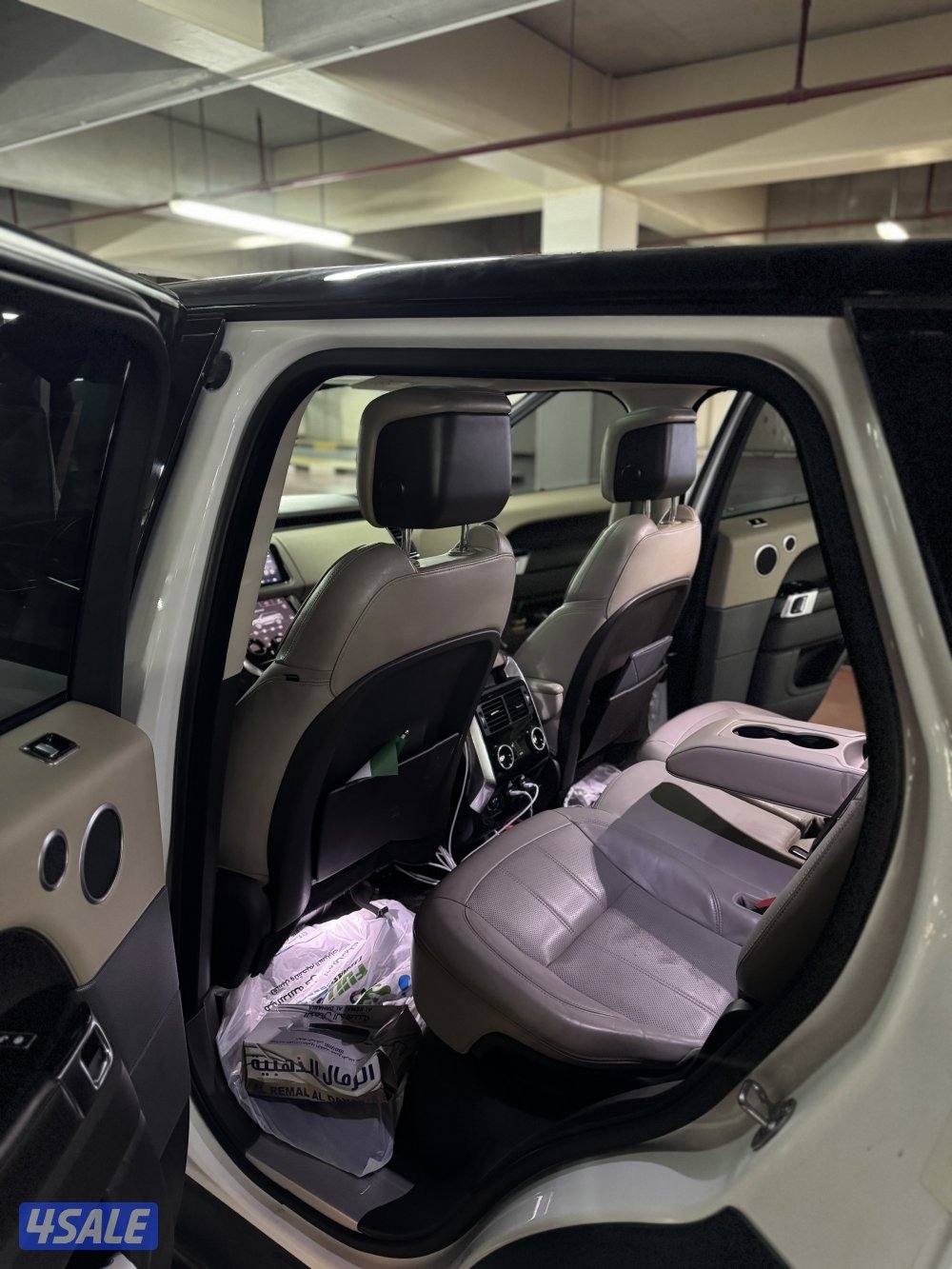 رنج روفر سيورت ٦ سلندر سوبر جارجر موديل ٢٠١٨ اللون ابيض موديل ٢٠١٨6