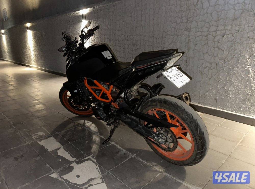KTM DUKE 222